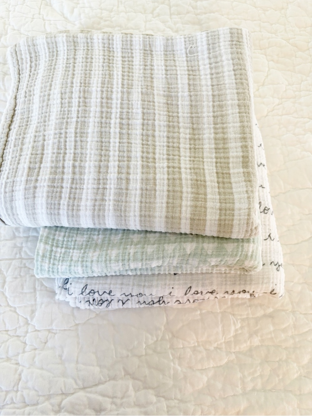 Cloud island gender neutral muslin blankets maxi grande size cotton muslin